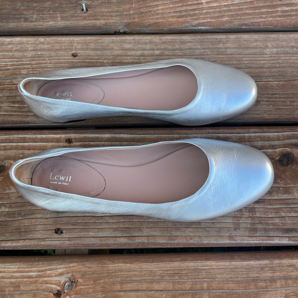 LEWIT LEA METALLIC SILVER BALLERINA FLAT LEATHER WOMEN’s Size 41 - Picture 6 of 8